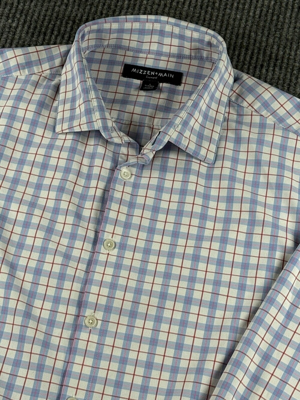 Mizzen & Main Leeward Performance Button Up Mens L White Blue Plaid Long Sleeve